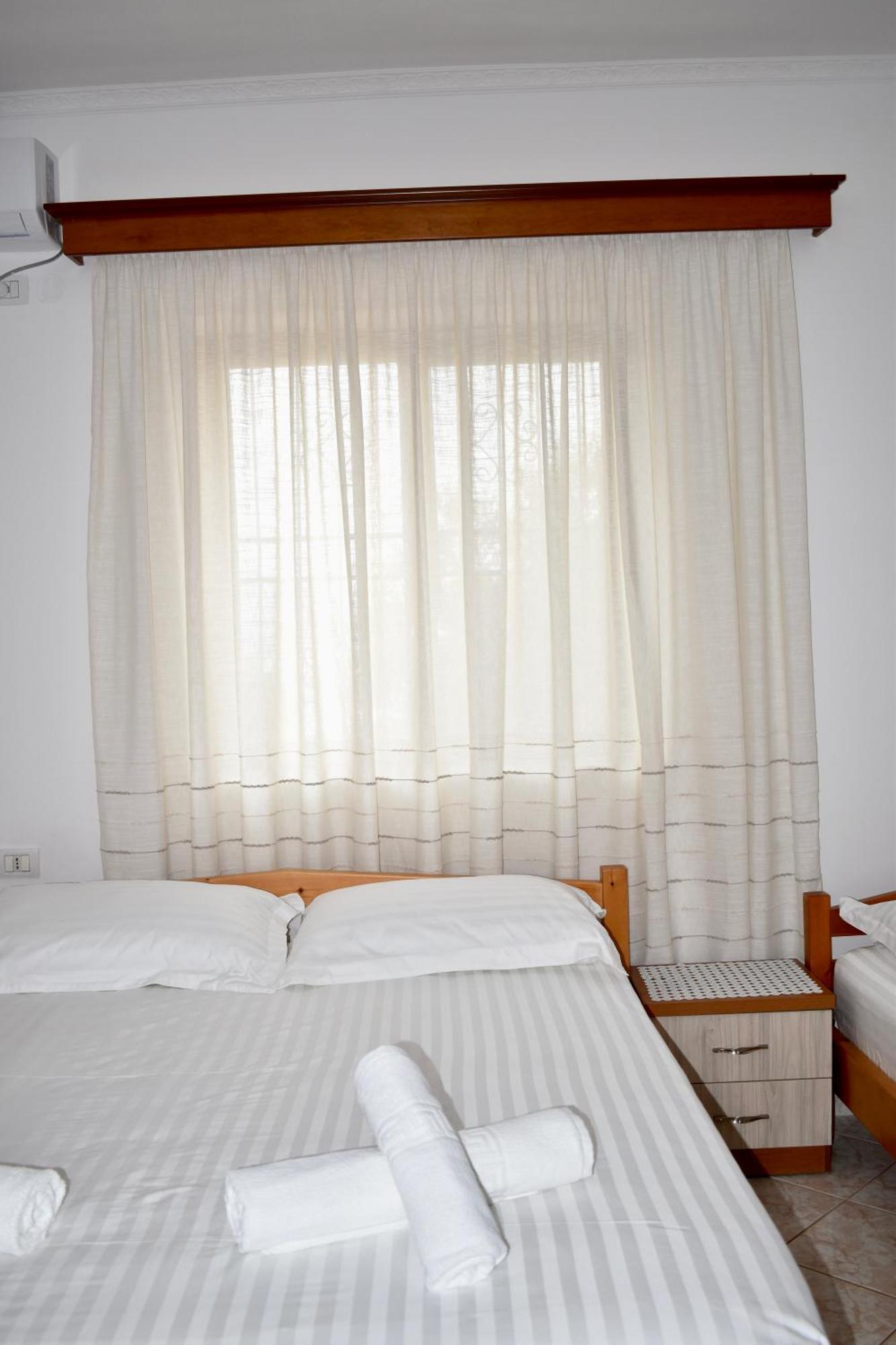 Ksamil Sea&Lake View Escape Kültér fotó